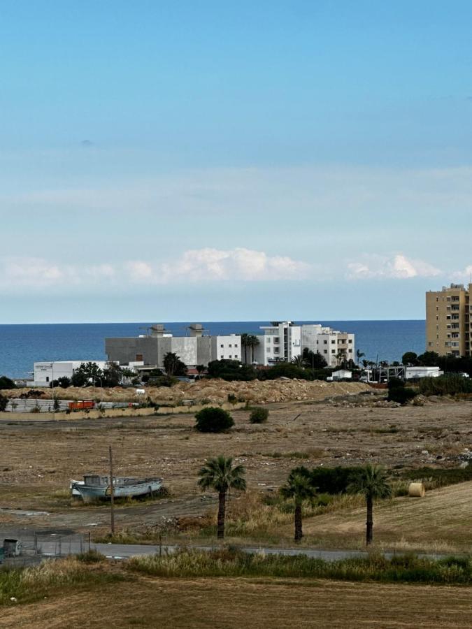 Maestro Sea - View Apartment Ларнака Екстер'єр фото